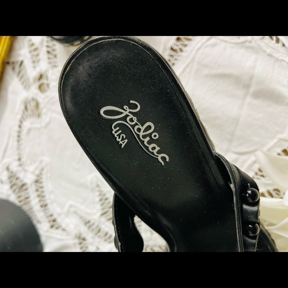ZODIAC BEADED LEATHER ESPADRILLES - Picture 6 of 6